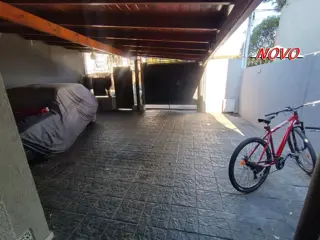 VENTA CASA BAJO P.H. REMEDIOS DE ESCALADA APTO CREDITO foto 2