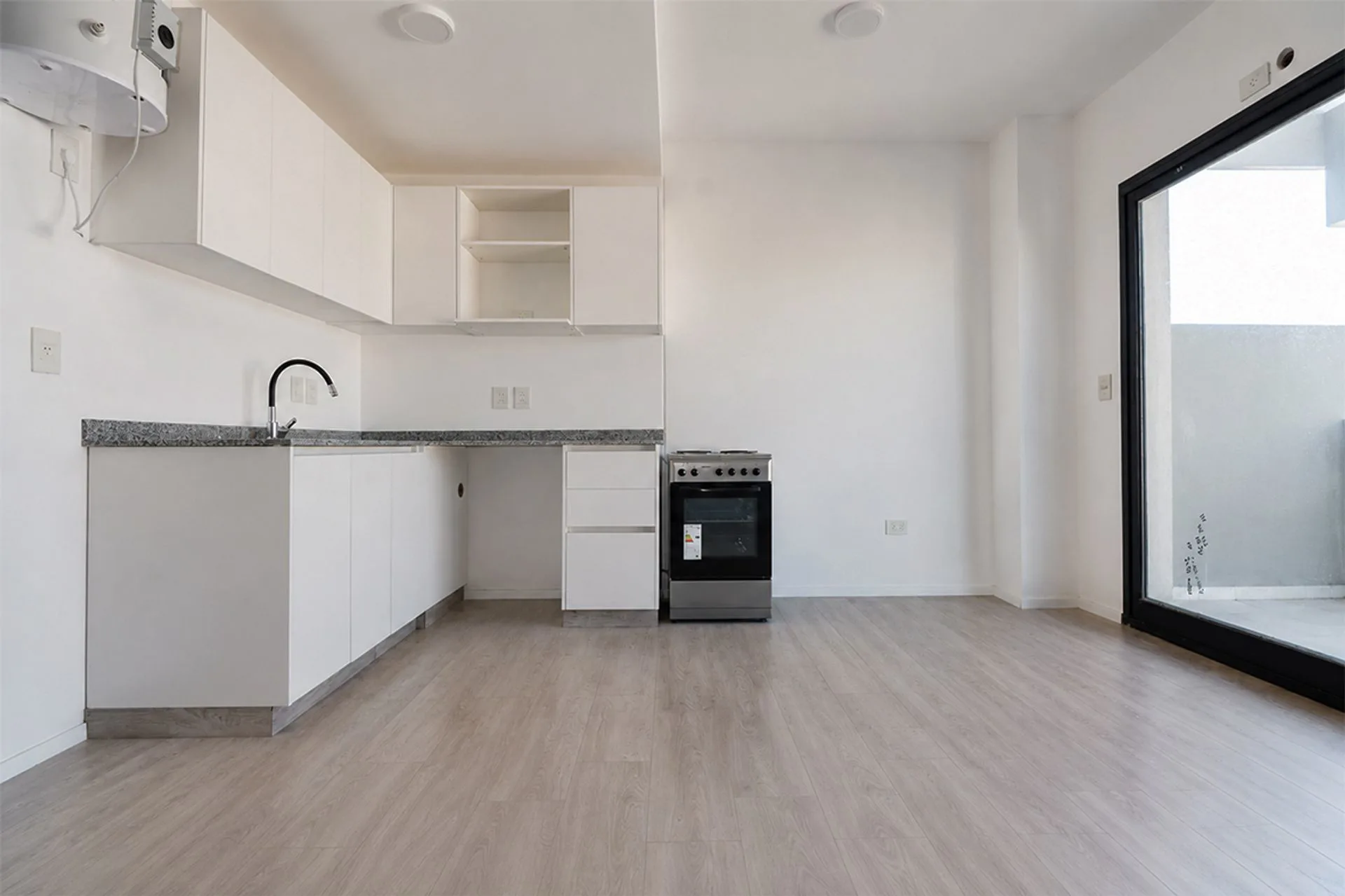 DEPARTAMENTO 2 AMBIENTES CON TERRAZA PRIVADA VENTA foto 4