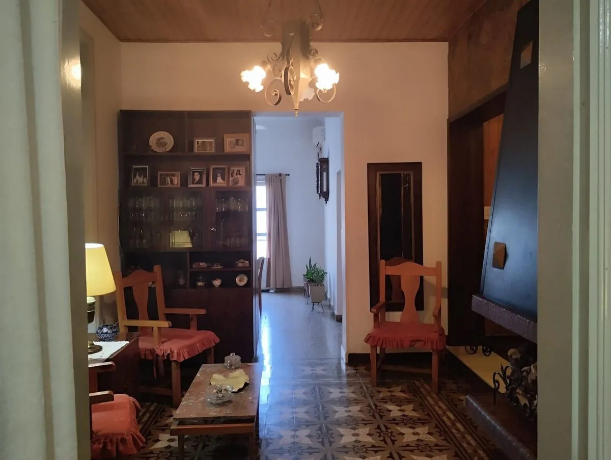 VENTA CASA 4 HABITACIONES, BARRIO CATEDRAL foto 5