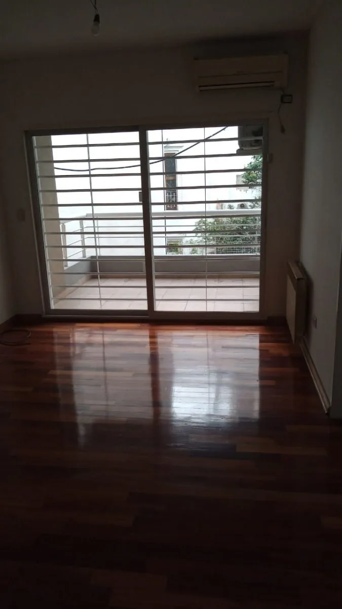 Hermoso Semipiso en Venta con Renta foto 4