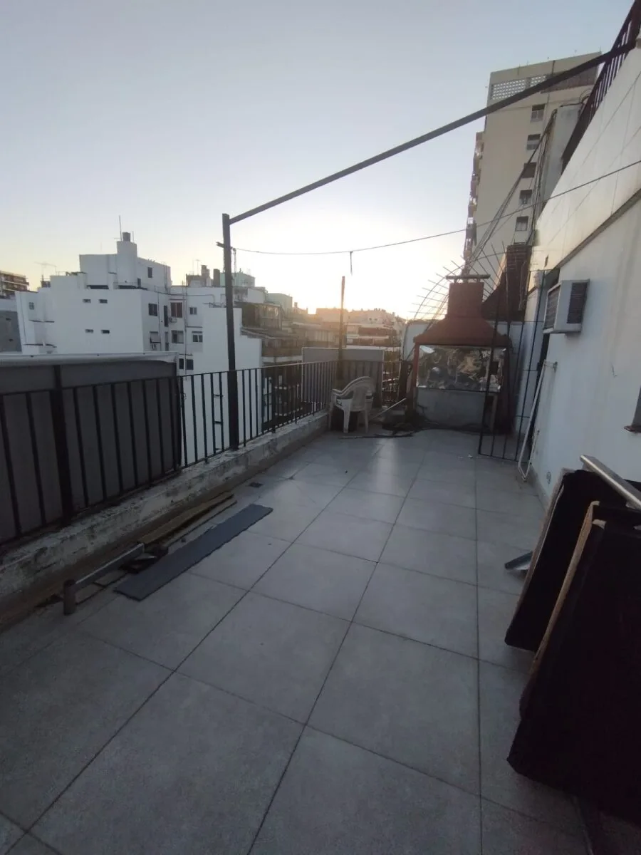 Recoleta 3 ambientes con dependencia Balcon terraza foto 4