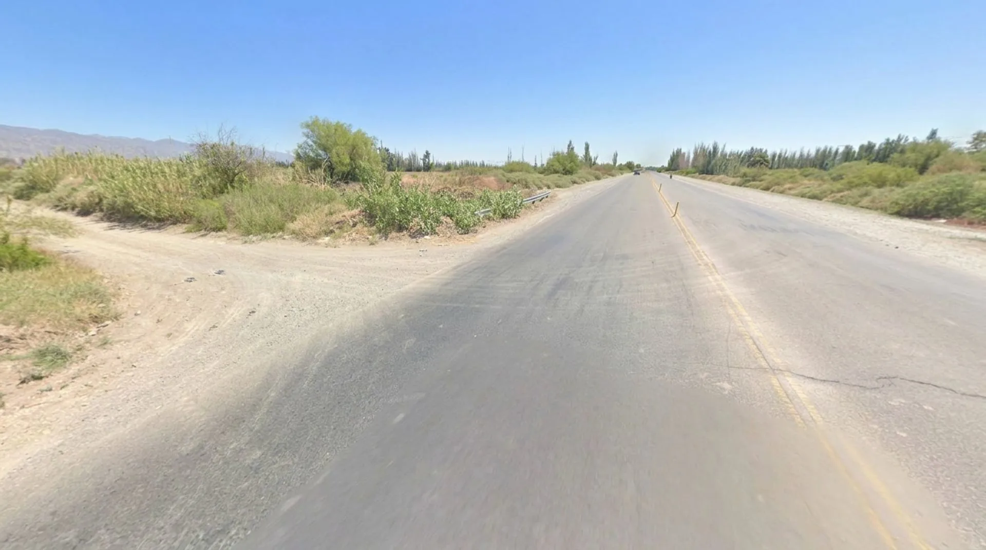 LOTE SOBRE RUTA 40. POCITO. 1.633,85 m² foto 3