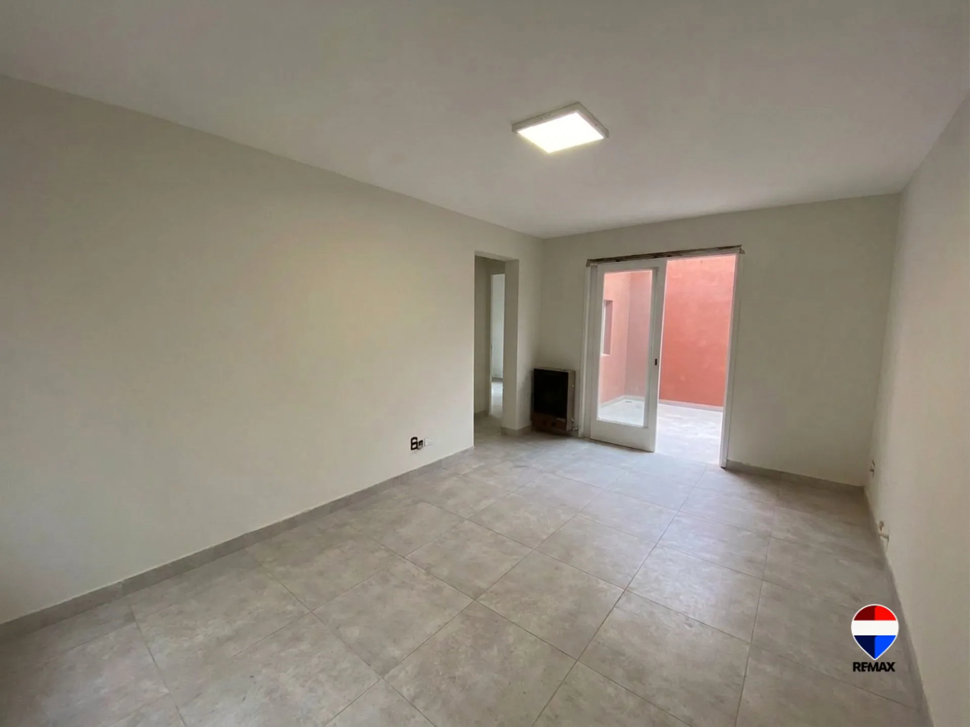 Venta Departamento Tipo Casa en Godoy Cruz foto 4