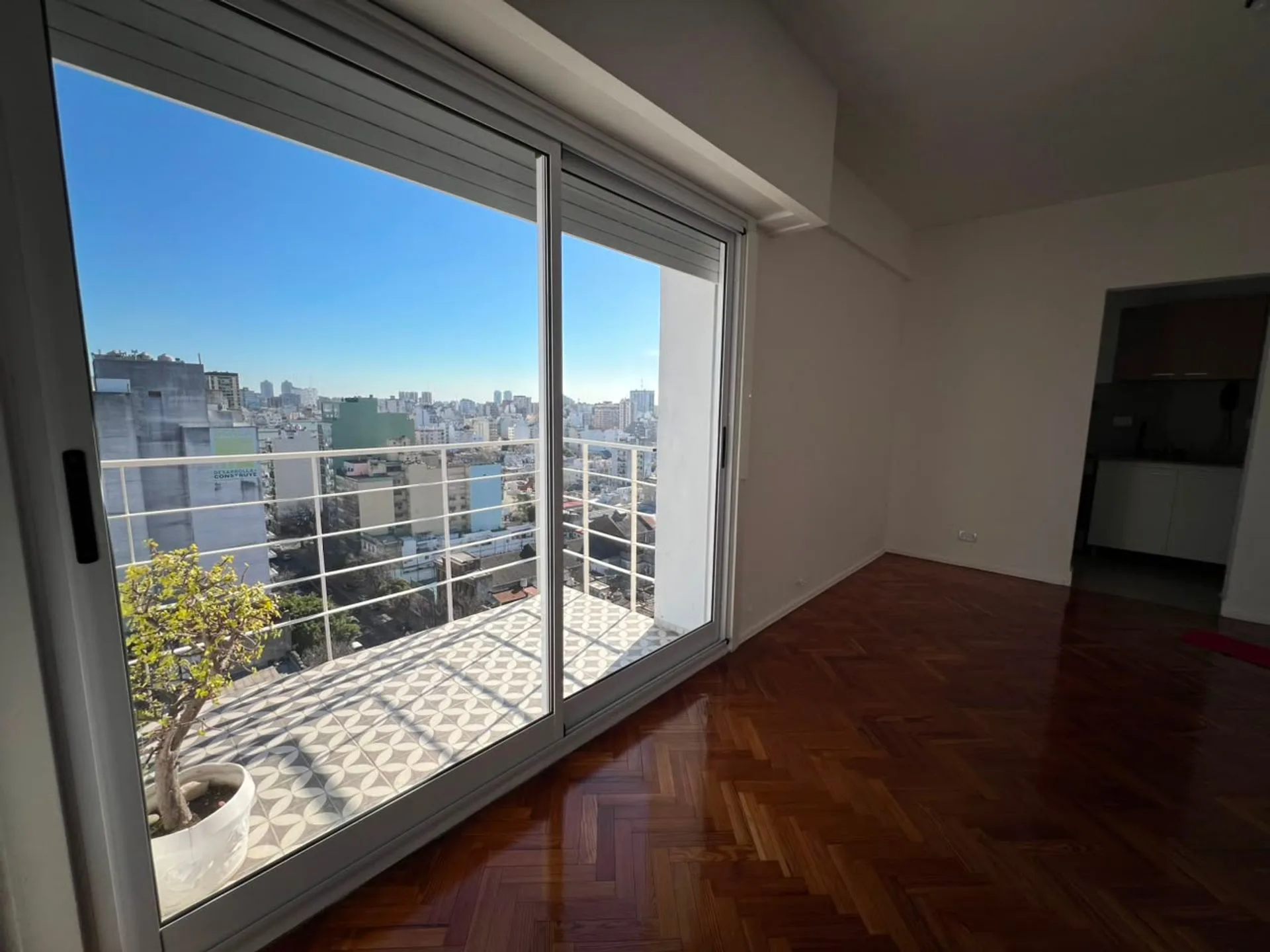 DEPARTAMENTO 3 AMBIENTES VENTA BOEDO CON BALCON foto 4