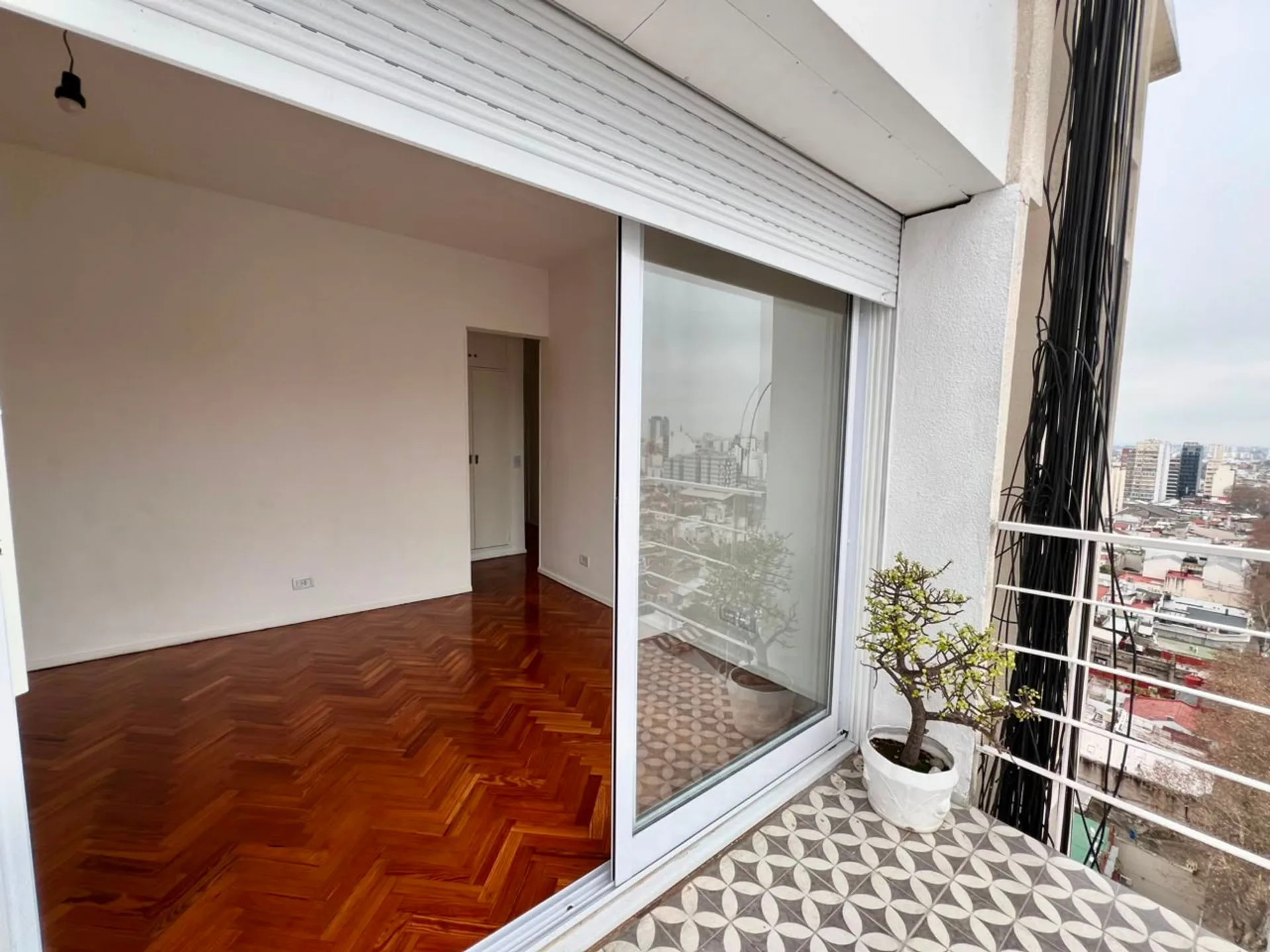 DEPARTAMENTO 3 AMBIENTES VENTA BOEDO CON BALCON foto 5