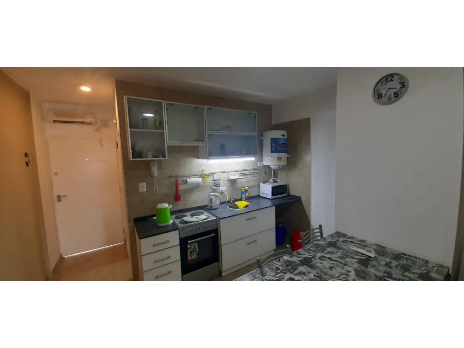 Alquiler temporario departamento 1 ambiente en Miramar foto 4