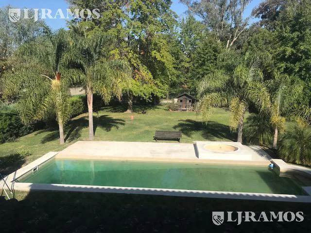 Increible Casa  Quinta en Venta en Barrio Los Naranjos 450.000 PG foto 5
