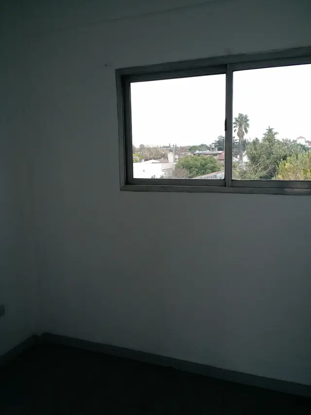Departamento en venta, 3 ambientes, lado sur. Espectacular vista.-