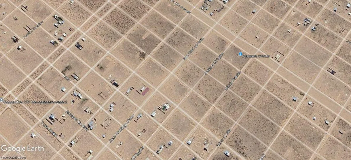 Terreno en La Meseta en Centenario foto 4