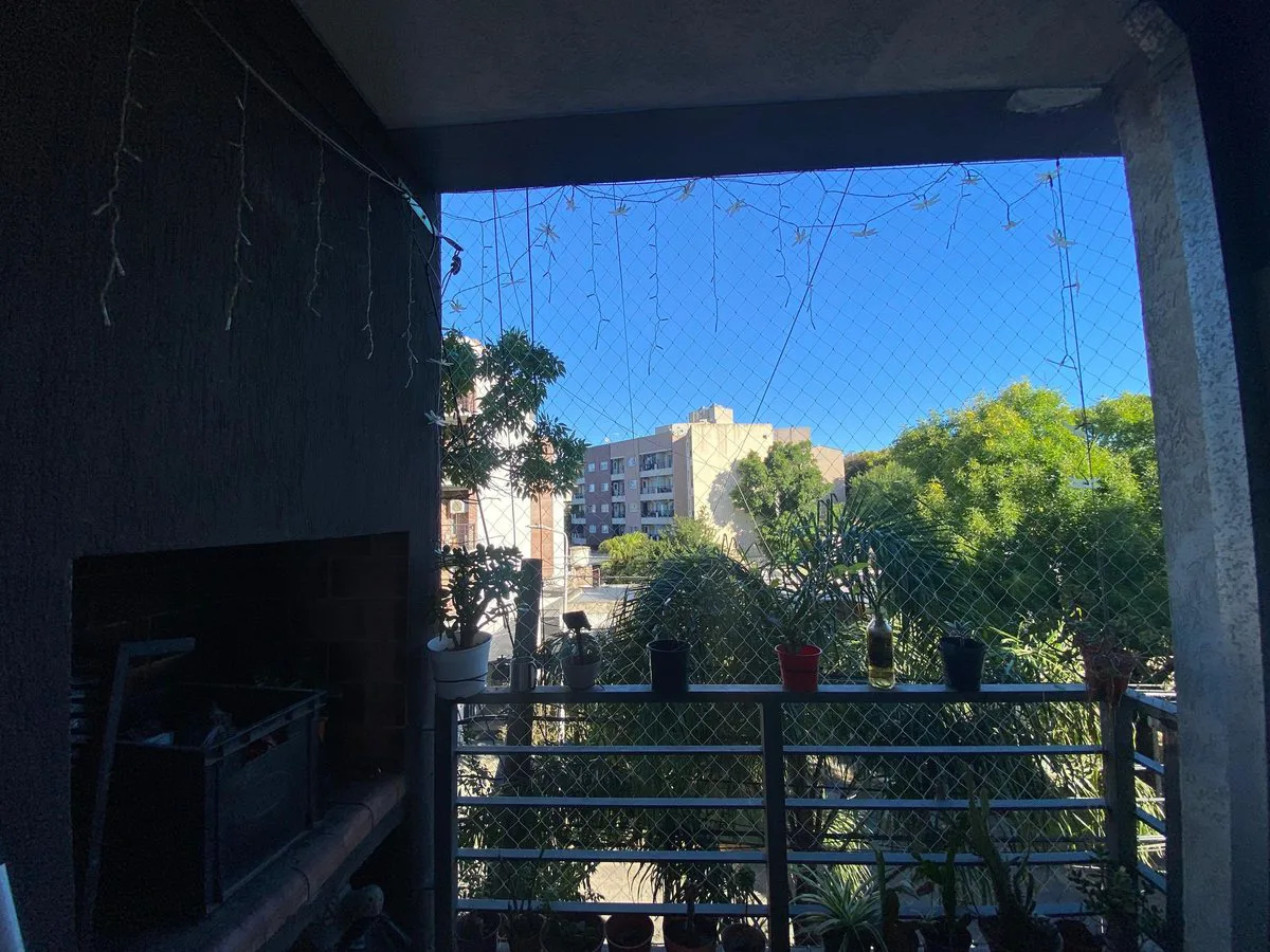 VENTA DEPARTAMENTO 2 AMBIENTES 2 PISO BALCON MERLO foto 4