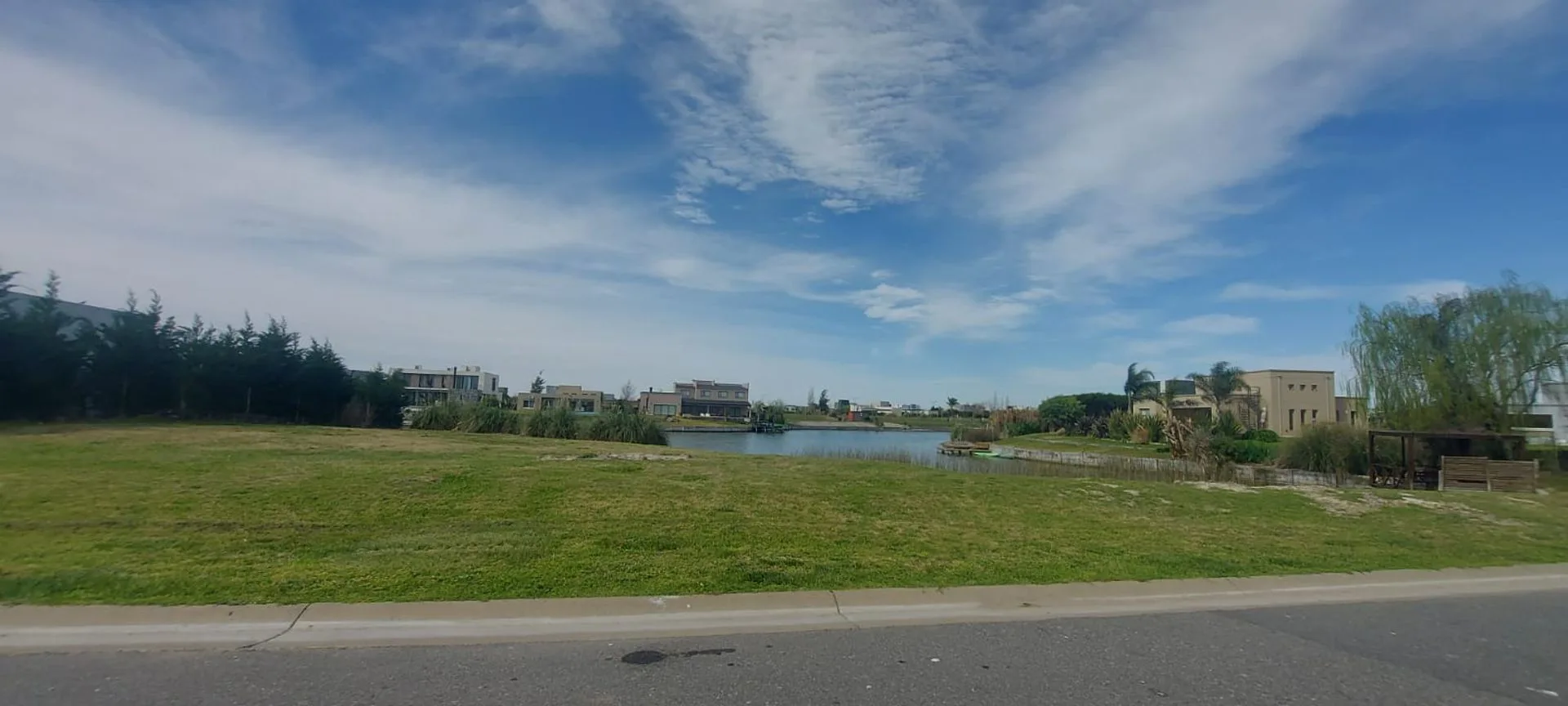 VENTA LOTE DE 915 MTS - SAN SEBASTIAN COUNTRY CLUB foto 4