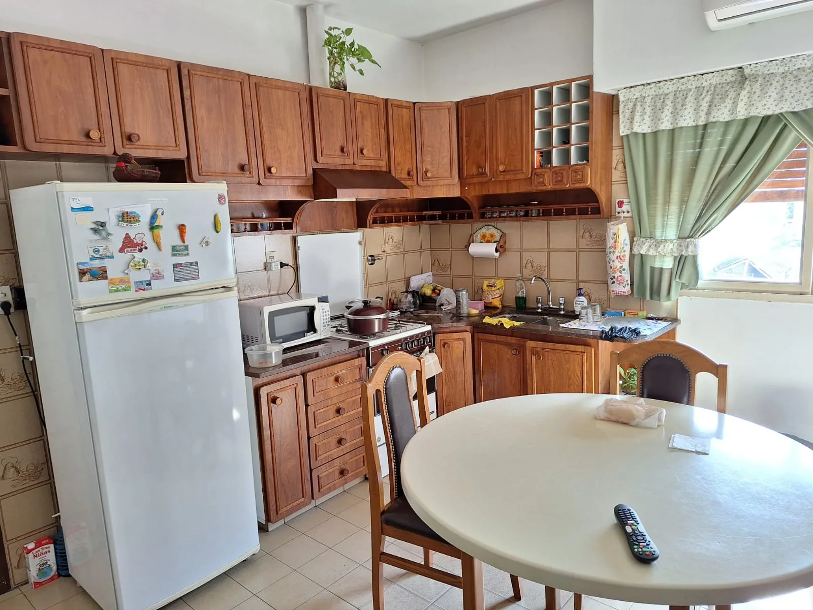 CASA 4 AMBIENTES CON LOCAL VENTA EN BLOCK foto 5