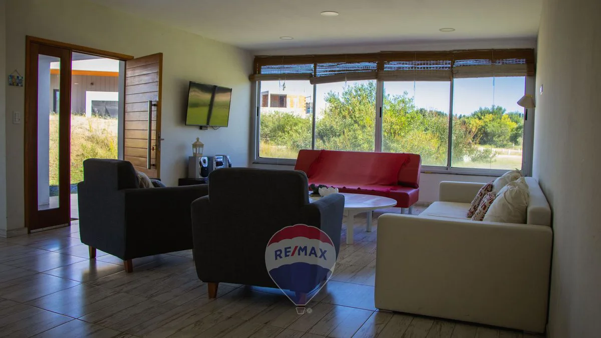 Venta Casa Costa Esmeralda con Piscina foto 4