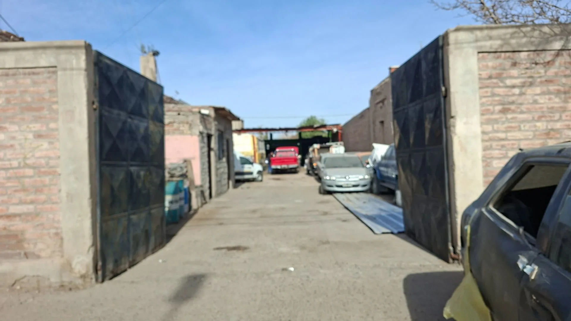 Lote sobre calle Comandante Cabot foto 2