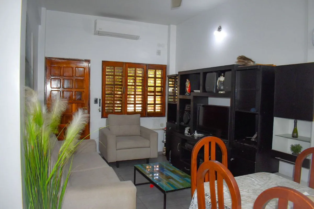 VENTA EN BLOQUE DE 8 DEPARTAMENTOS Y CASA 3 DORM foto 3