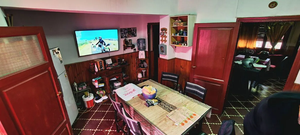 VENTA AMPLIA CASA CÉNTRICA 4 DORM. SAN RAFAEL, MZA foto 5