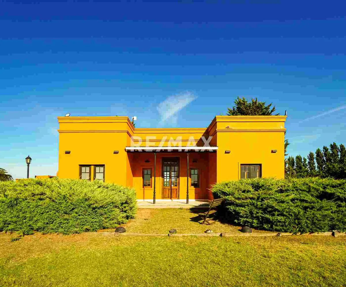 Lote  en venta con vista abierta a la laguna foto 2