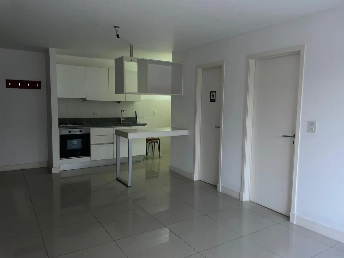 Depto  2 AMB en ALQUILER  ITUZAINGÓ c/amenities foto 4
