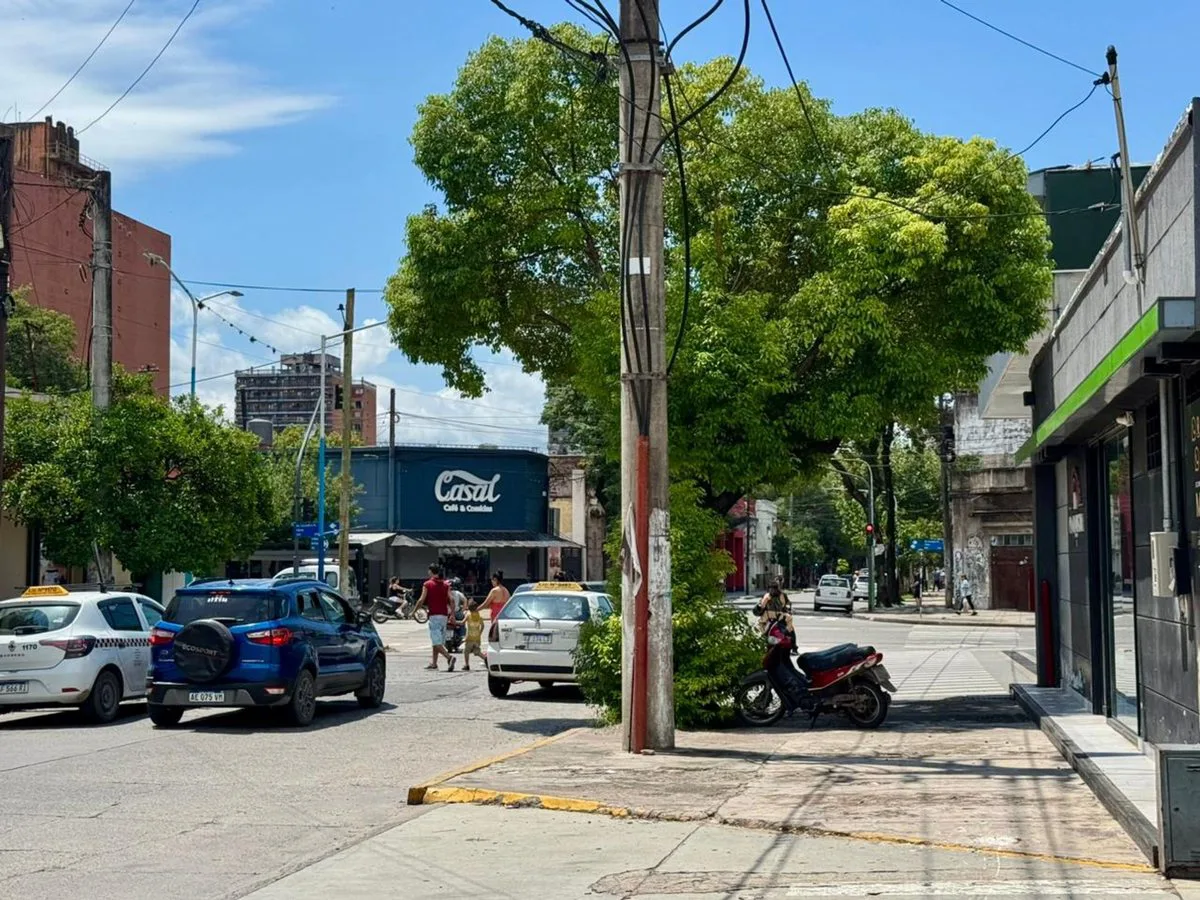 VENTA SAN LORENZO Y AV. ALEM foto 2