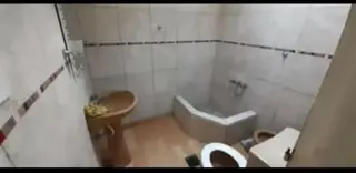 Excelente propiedad, en el centro de Villa Regina, en venta. Toma propiedad en parte de pago, en CABA, en barrios denominados turisticos. foto 4