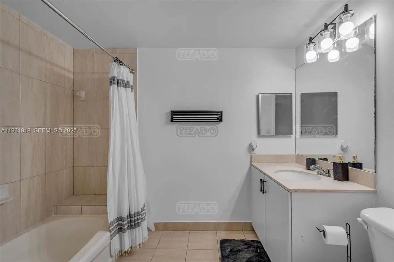 1750 N Bayshore 1700 foto 5