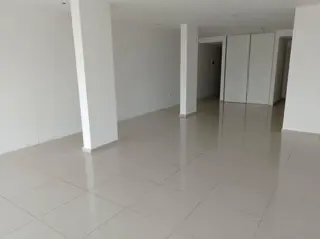 Retasado Venta Oficina recepción z/Cañada U$S55.000. foto 3