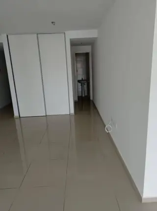 Retasado Venta Oficina recepción z/Cañada U$S55.000. foto 5