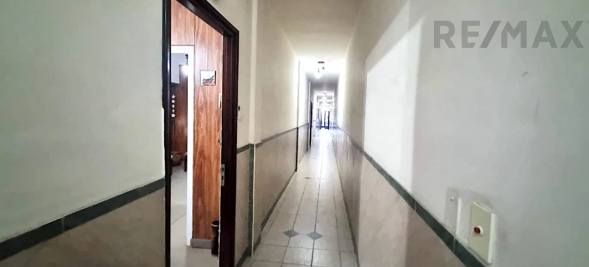 VENTA DEPARTAMENTO 2 AMBIENTES CON PATIO EN LANUS foto 4