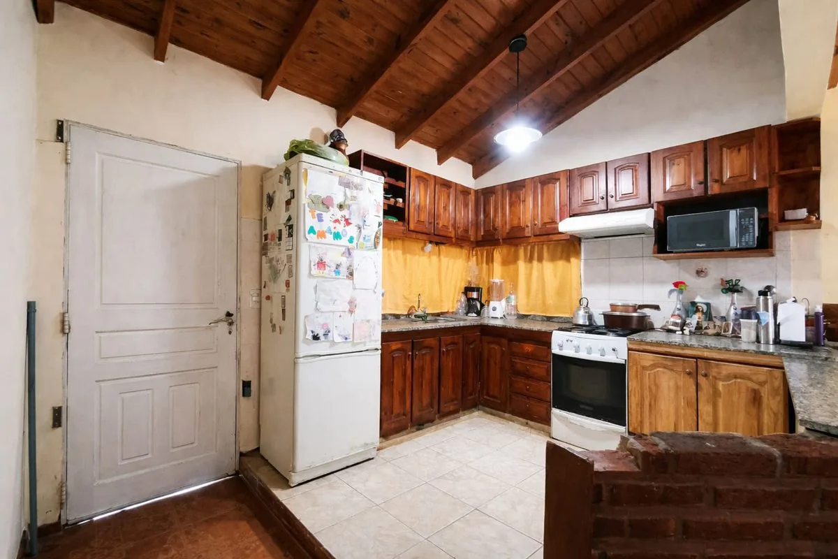 Casa en venta 4 dormitorios 450mt2 foto 2