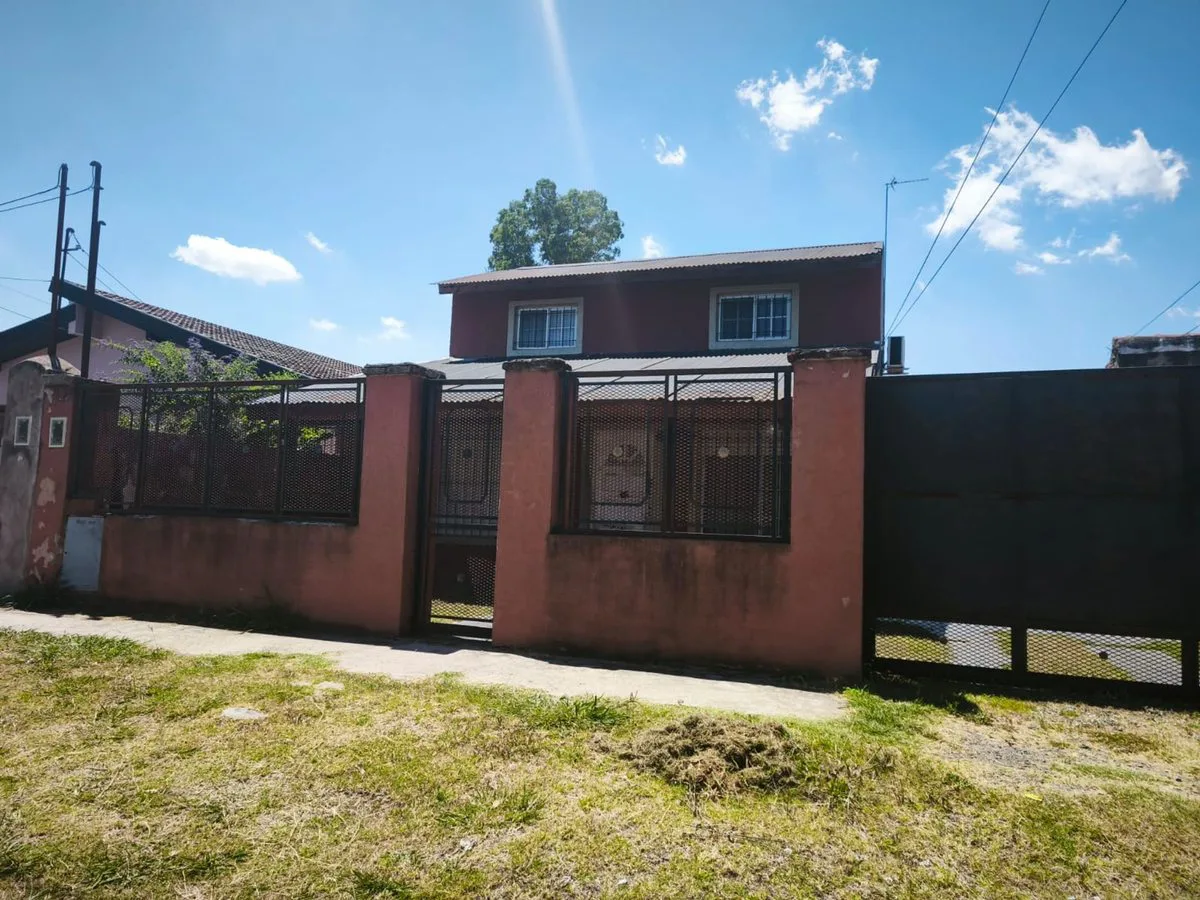 Casa en venta 4 dormitorios 450mt2 foto 4