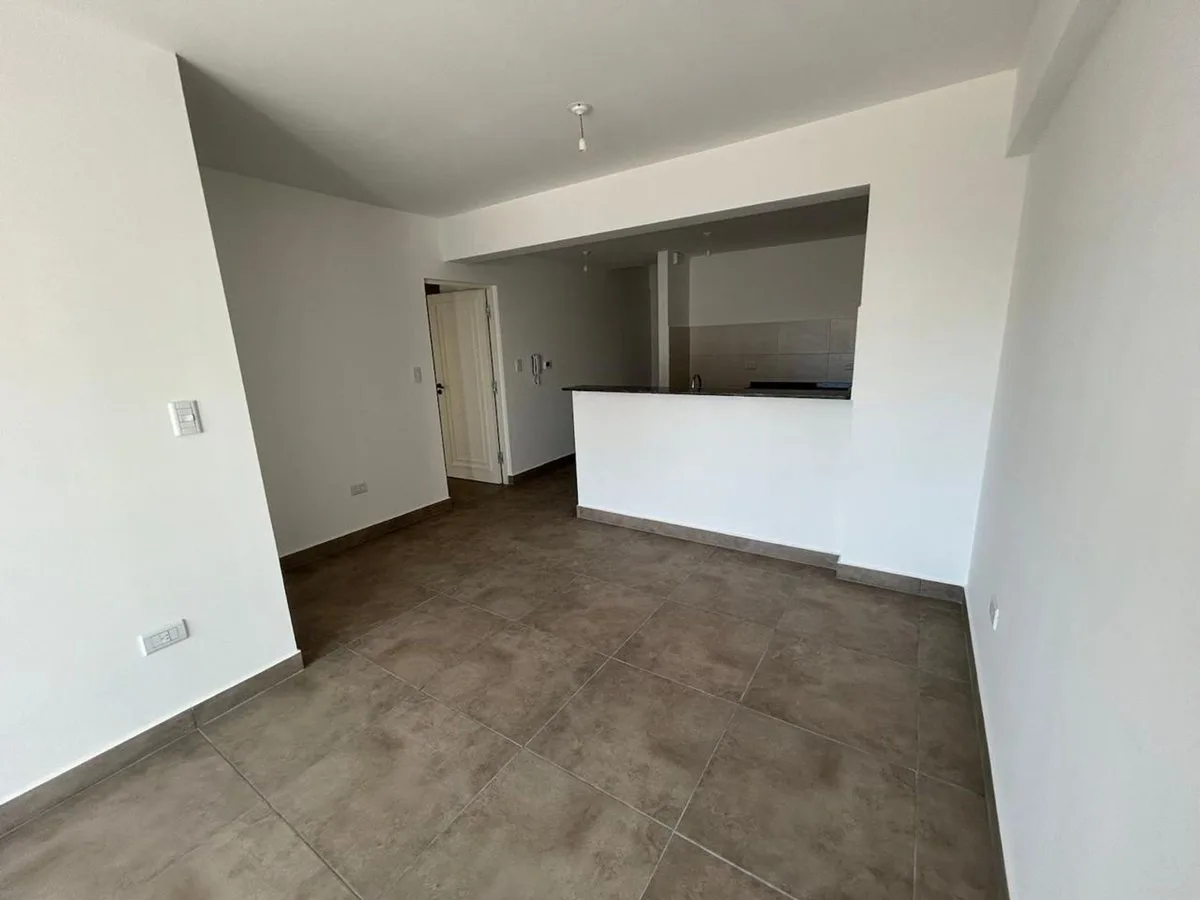 Venta moderno departamento 1 habitación y balcon foto 5