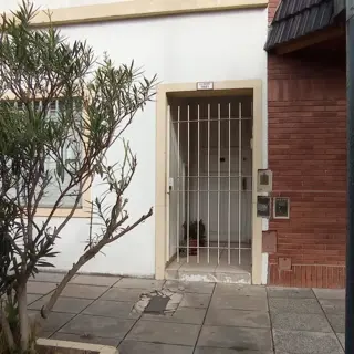 PH 3 ambientes en Barrio Naón, con Patio cubierto y Terraza. Sin expensas foto 1