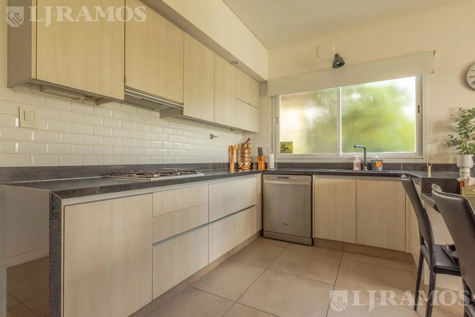 Casa en San Sebastián AL AGUA , A5 EXCELENTE OPORTUNIDAD APTO CREDITO MB foto 3