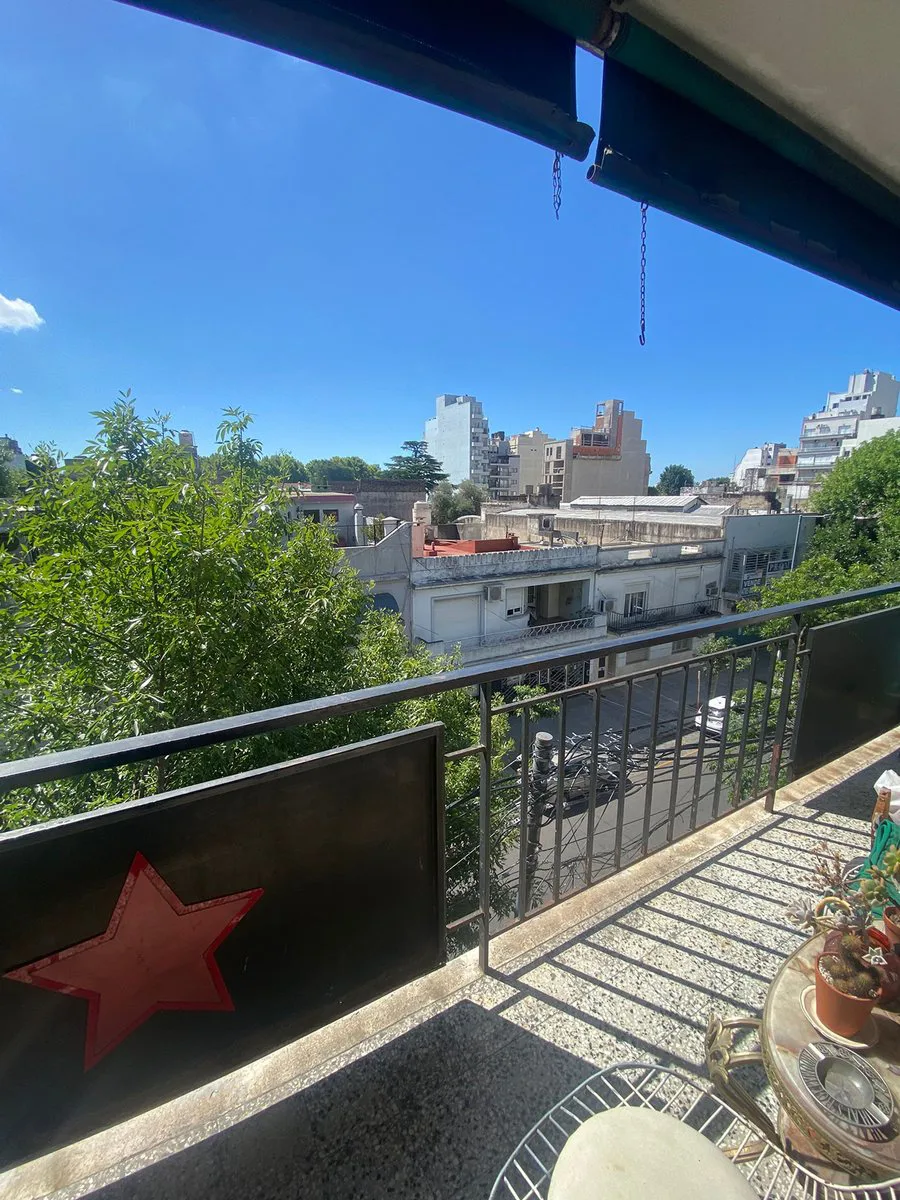 VENTA DEPTO 3 AMBIENTES CON BALCON MONTE CASTRO foto 2