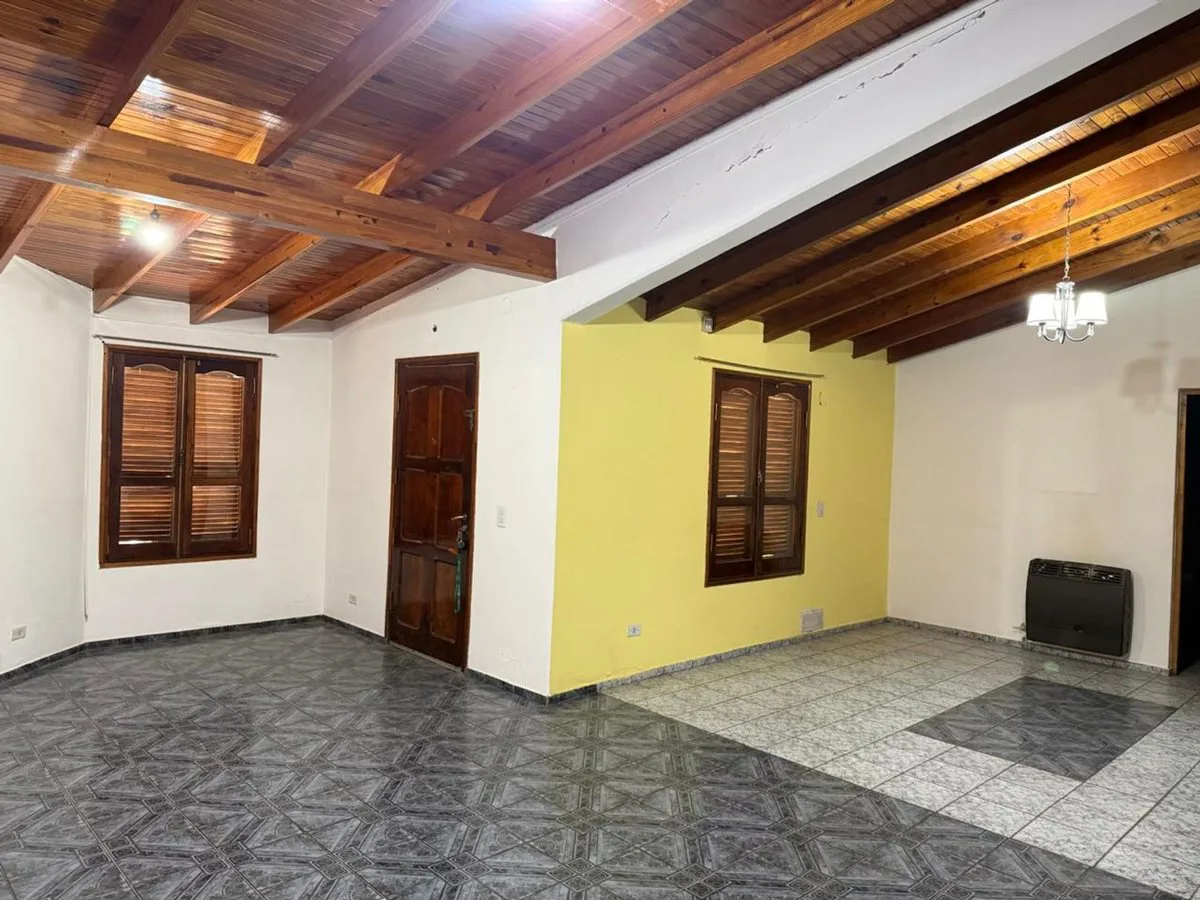 CASA Y GALPON P/AGROQUIMICA-POLIRUBRO SAN CARLOS foto 3