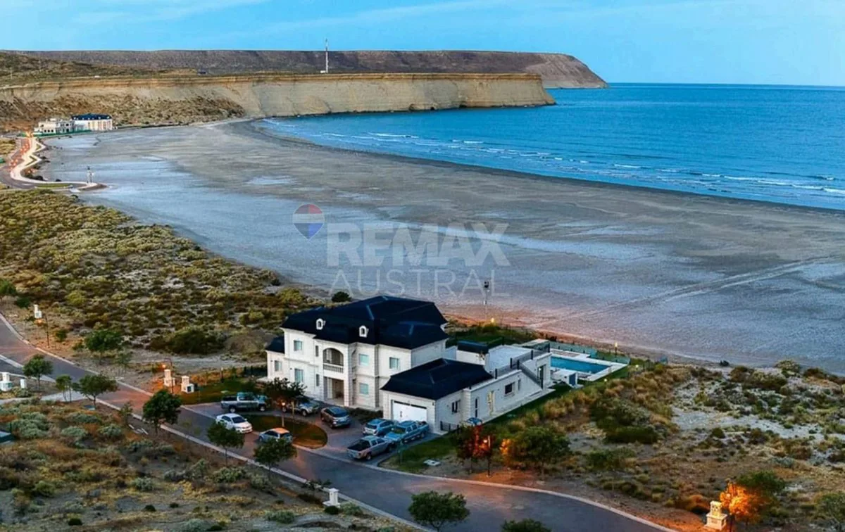 TERRENO CON EXCELENTE VISTA - LA HERRADURA foto 2