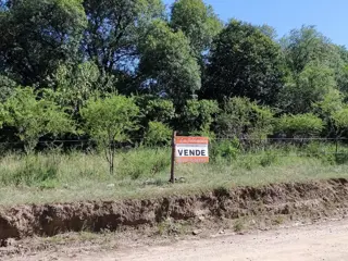 LOTE EN VENTA EN LA POBLACIÓN TRASLASIERRA foto 1