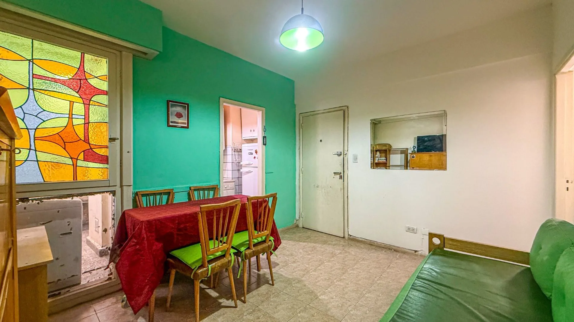 Venta 2 Amb Centro Av. Colón con lavadero Luminoso foto 3