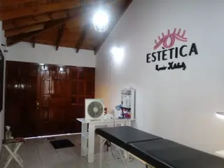 CASA EN VENTA 5 AMBIENTES foto 2