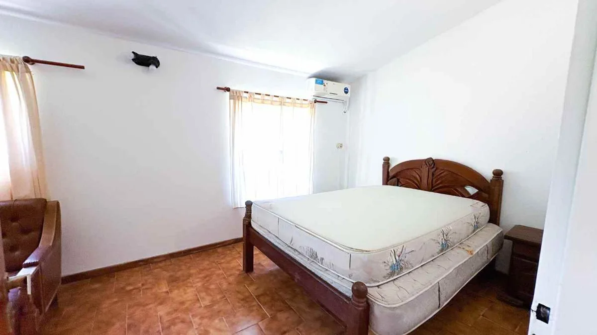 ALQUILER PERMANENTE DE CASA EN FUNES foto 4