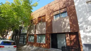 Excelente casa en venta de 4 dormitorios - La Plata foto 1