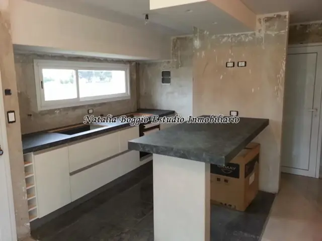Miramar Barrio LAS LOMAS casa de 3 ambientes a TERMINAR