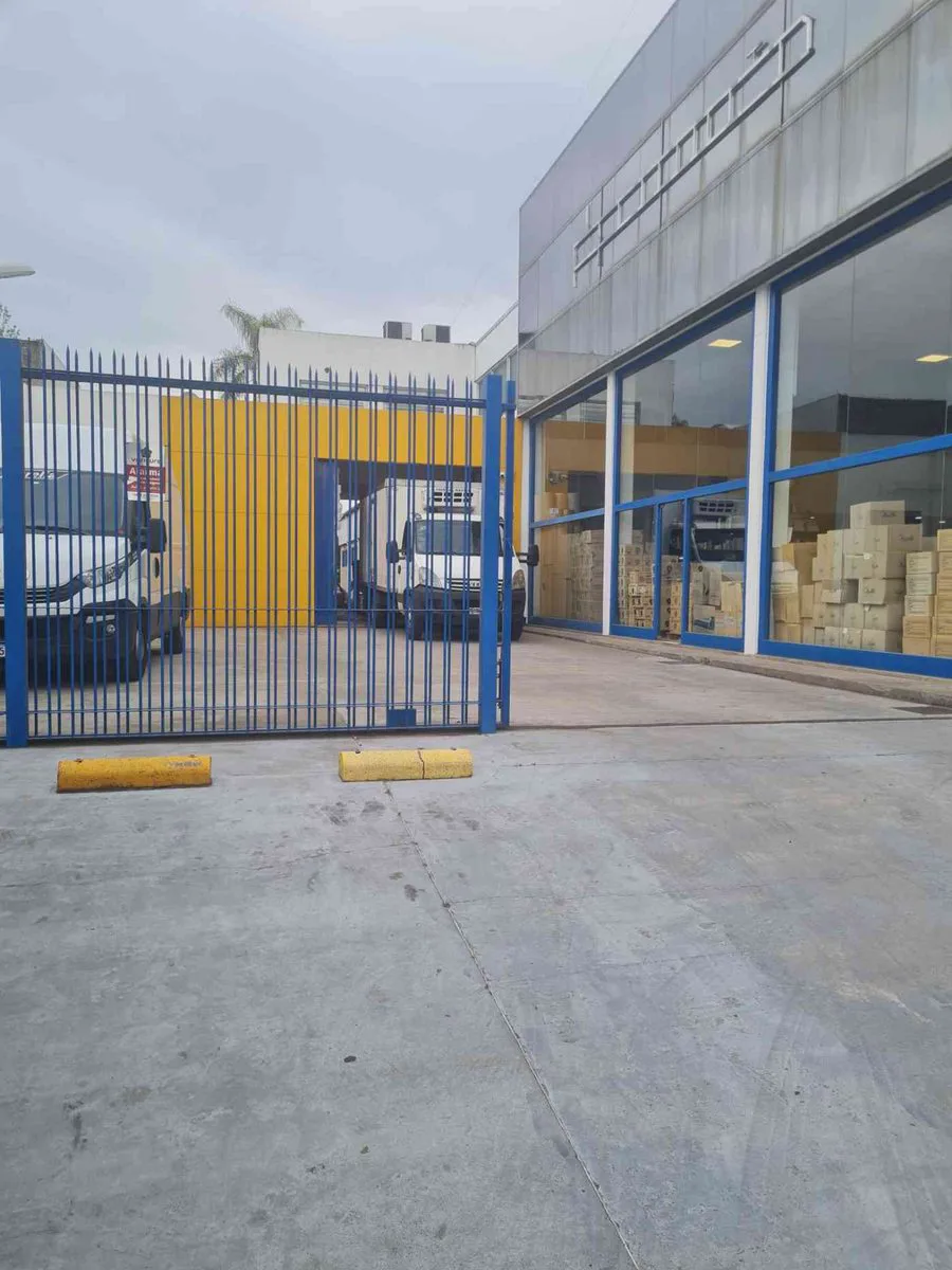Venta Local sobre RN 202, Don Torcuato. foto 5