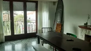 Departamento de 3 ambientes ubicado en zona céntrica de Miramar. foto 2