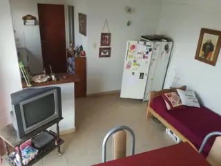 SE VENDE DEPTO 2 AMB SAN MARTÍN 200 - TANDIL foto 1