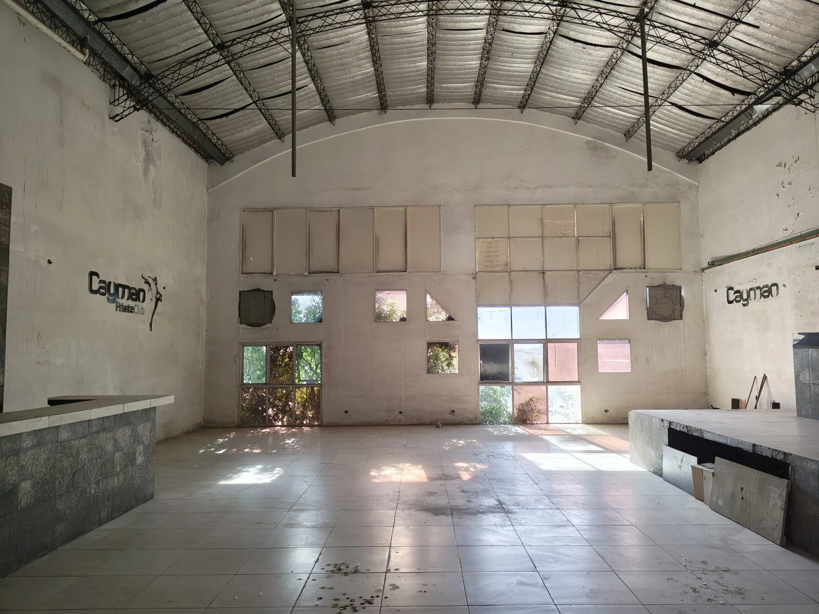LOCAL COMERCIAL VENTA/ALQUILER foto 4