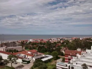 Departamento en pleno centro de Pinamar. 2 dormitorios+estar. Departamento en Venta. foto 1