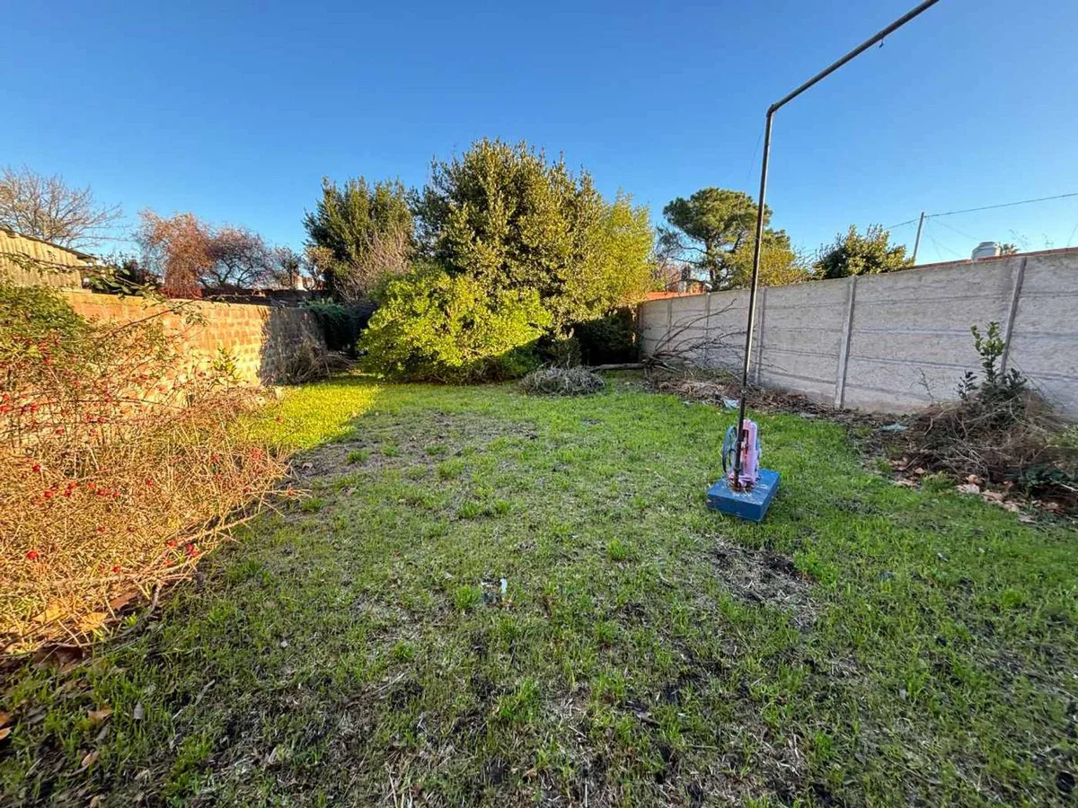 Lote con casa a reciclar Villa primera