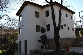 Comercio y Vivienda Familiar en Tanti foto 4