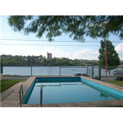 CHALET FRENTE AL LAGO CON PILETA Y PARQUE – HERMOSA VISTA PARA 6/7 PERSONAS